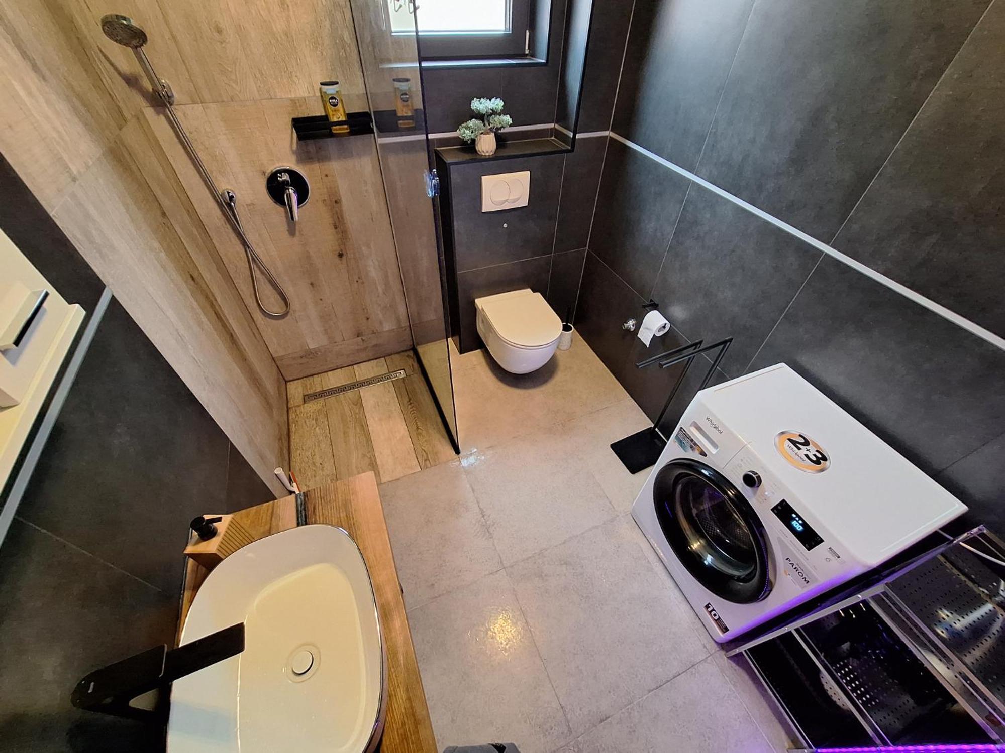 Spacious Modern Apartment บีโอกราดนาโมรู ภายนอก รูปภาพ
