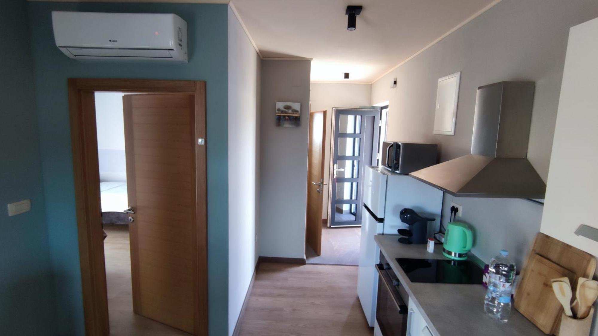 Spacious Modern Apartment บีโอกราดนาโมรู ภายนอก รูปภาพ